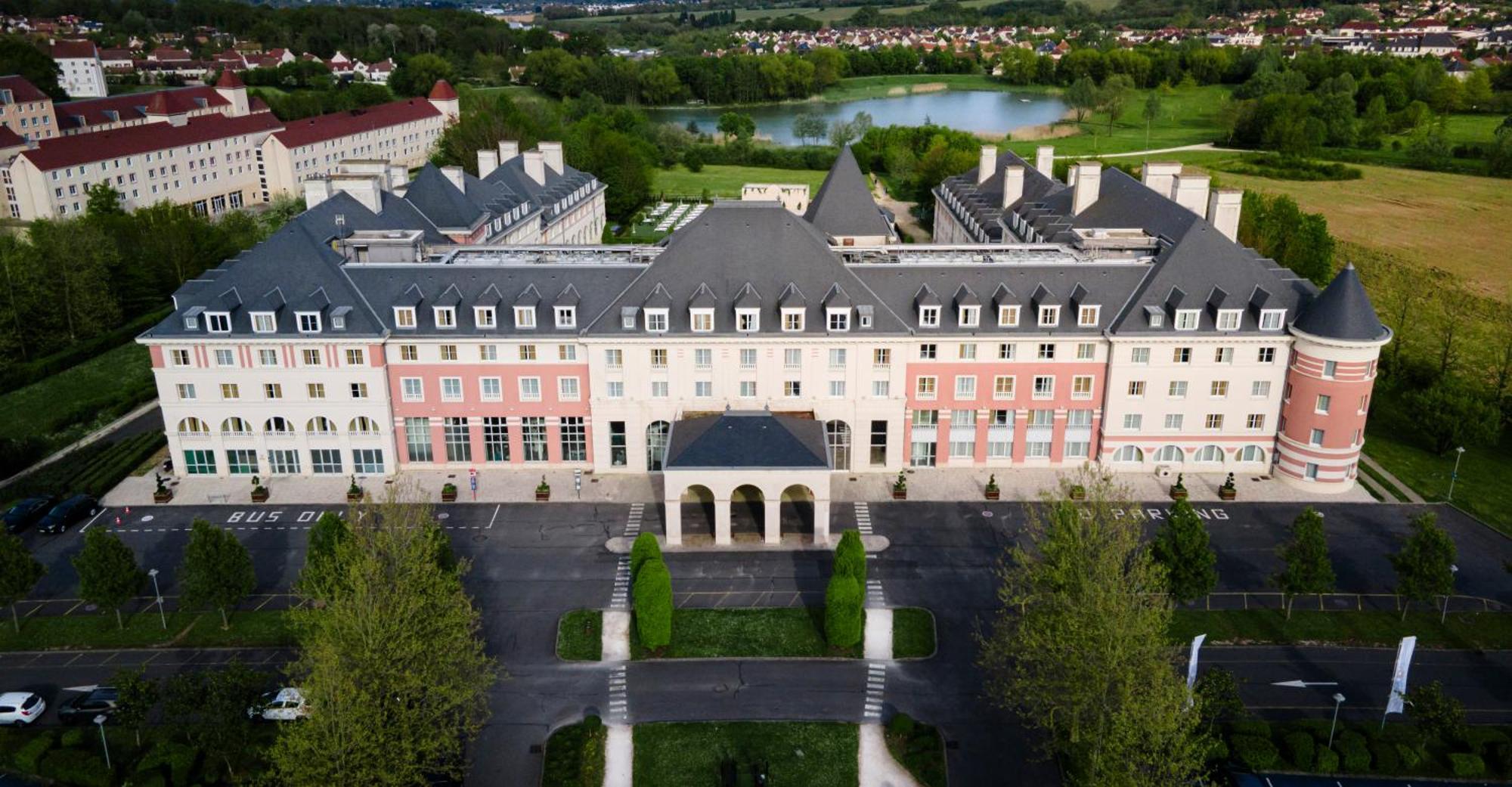 Dream Castle Hotel Marne La Vallee Magny-le-Hongre Exteriör bild